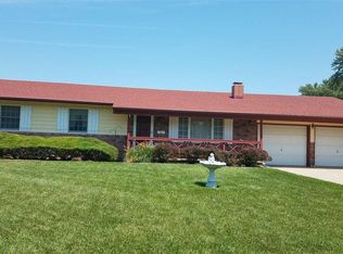 612 E Washington Ave, Sterling, KS 67579