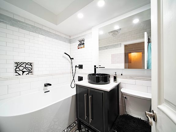 5th image of 2235 Frederick Douglass Blvd APT 6J