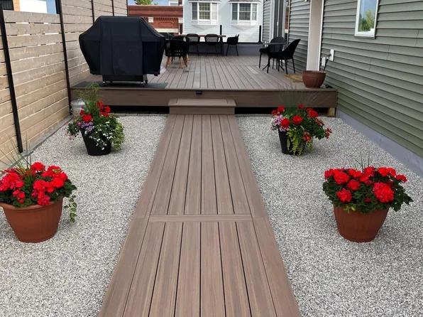 127 River St, Elk Rapids, MI 49629