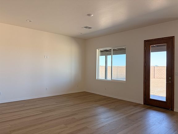 3rd image of 3440 W 36th St