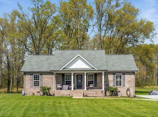 522 Green Meadow Dr, Smithville, TN 37166