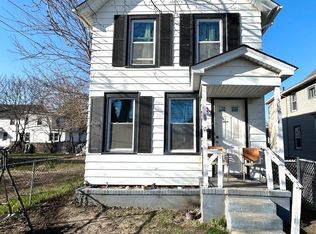 312 W Wood St, Vineland, NJ 08360