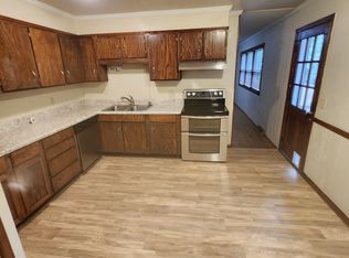 703 Ikes Rd, Taylors, SC 29687