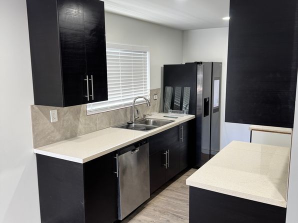 838 W 19th St UNIT 842