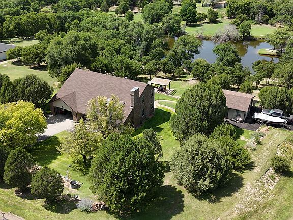3rd image of 204 S Timbercreek Dr