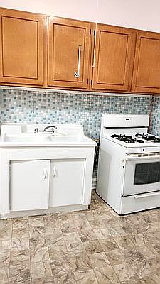 5th image of 1221 60th St APT B2