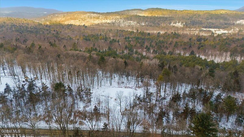 3rd image of 367 Clay Hill Road