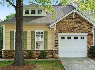 6005 Pale Moss Ln, Charlotte, NC 28269