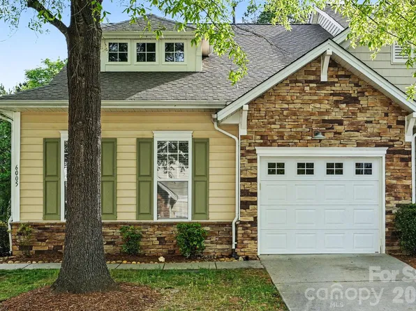 6005 Pale Moss Ln, Charlotte, NC 28269