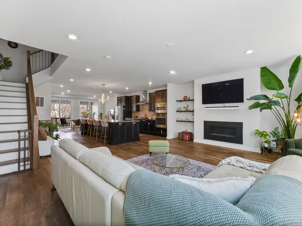 22278 Cornerstone Crossing Ter, Ashburn, VA 20148