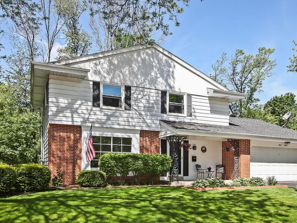 1st image of W56N821 Meadow Ln