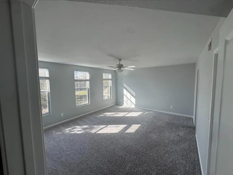 411 Wetzel — Photo 19