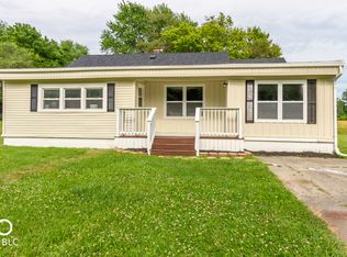 430 Anderson Rd, Chesterfield, IN 46017