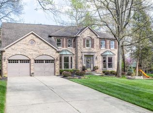 113 Fallswood Ct, Loveland, OH 45140