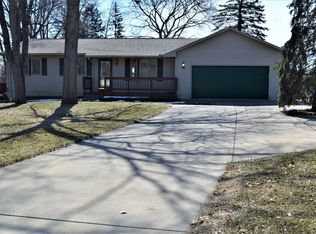 413 Allen St, Clio, MI 48420