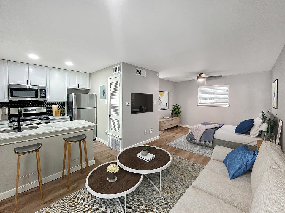 2nd image of 1210 1/2 Lorrain St #102
