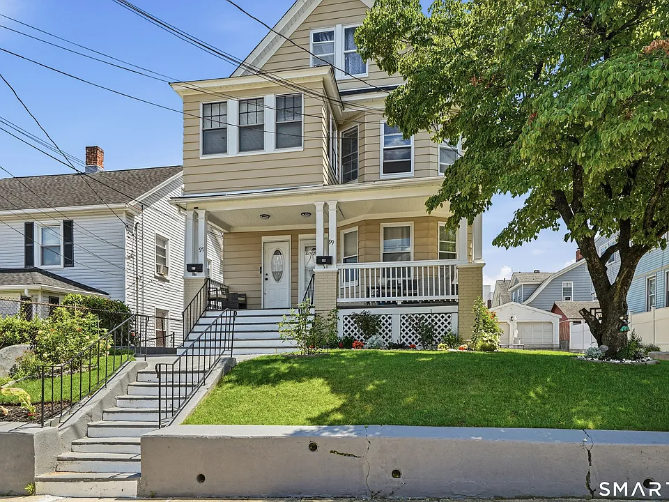 97-99 Fairview Ave #1