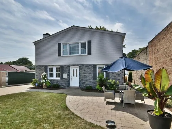 8211 W Grand Ave #1, River Grove, IL 60171