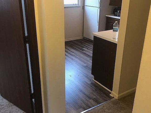 3rd image of 32630 Lamont St APT 2
