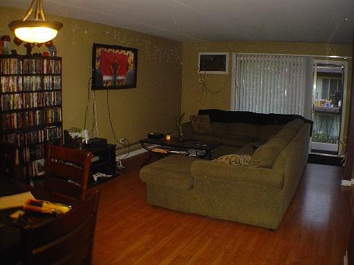 4th image of 5326 Waterbury Ln #1003A