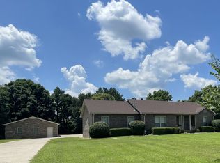 1940 Bradbury Rd, Adams, TN 37010