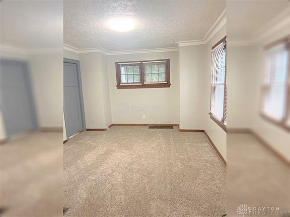 5th image of 41 Basswood Ave