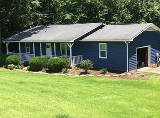 8 Nichols Dr, Inman, SC 29349