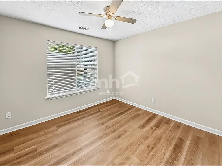 9 Herald Dr — Photo 13