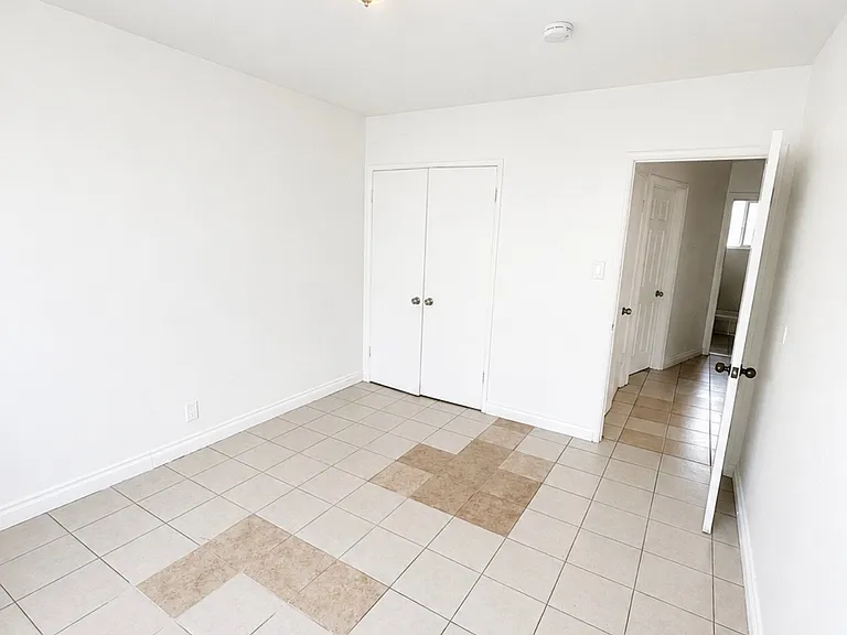 1095 E Nocta St #C — Photo 4