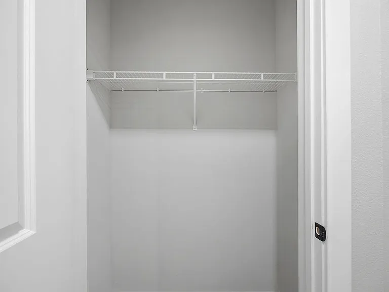 Zephyr Apartments — Photo 13