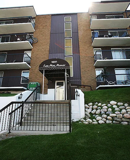 1601 23rd Ave SW #102 — Photo 12