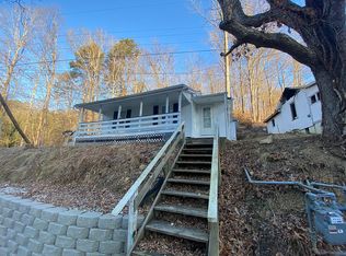 805 Sharon Dr, Charleston, WV 25314