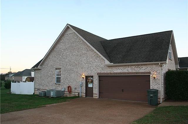 2nd image of 102 Elise Ln