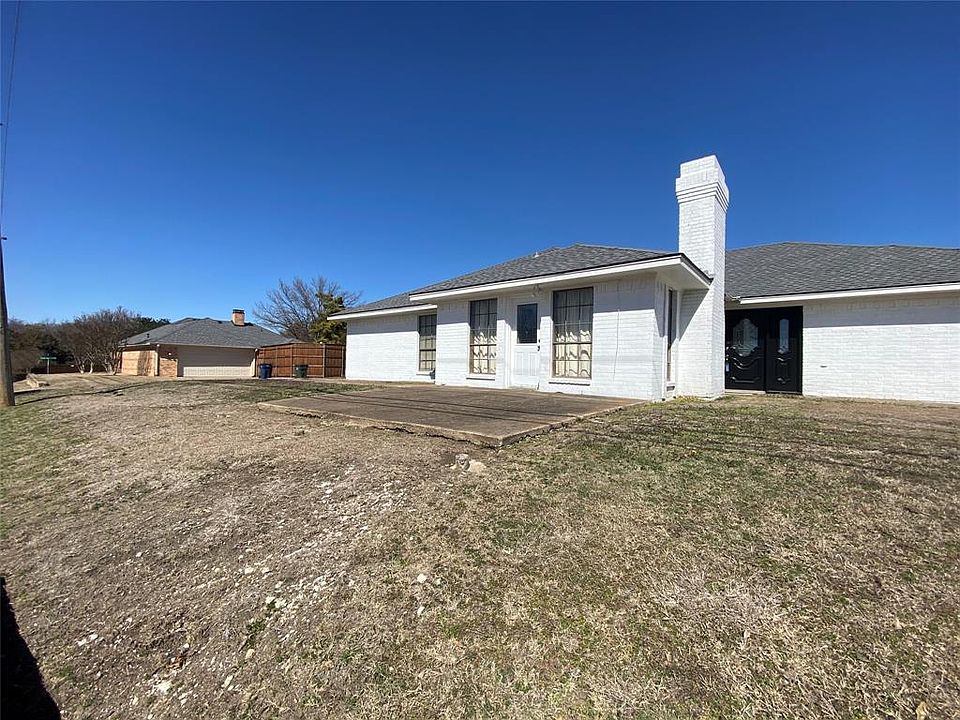 1st image of 513 Willowcrest Dr