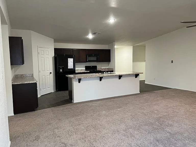 7613 E 43rd St — Photo 24