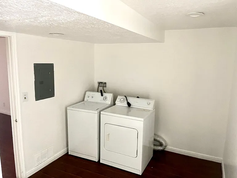 3079 W Lehman Ave — Photo 5
