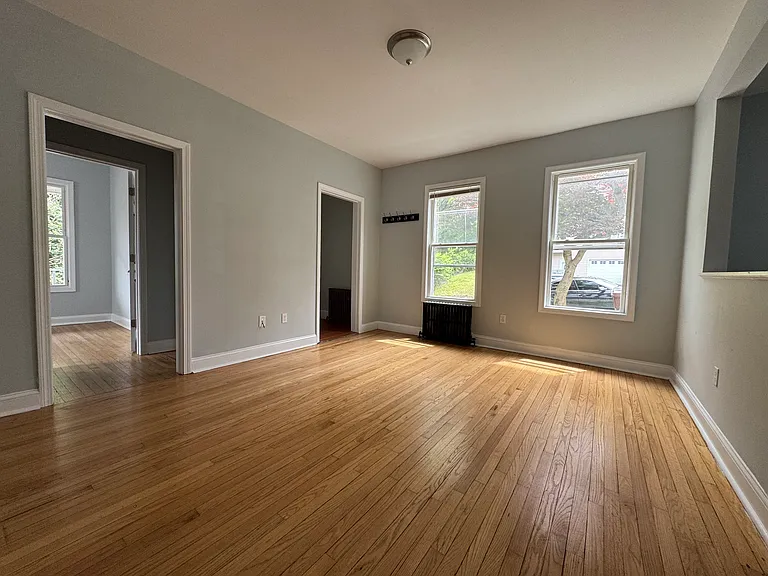 19 Orchard St #1A — Photo 3