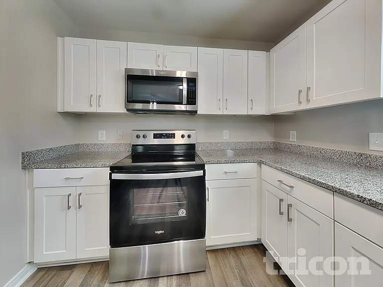 15649 Del Norte Dr — Photo 3