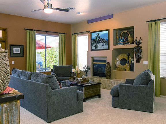 5th image of 211 W Carlynn Cliff Pl