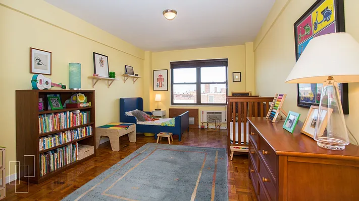 Sold by Garfield Realty  | media 13