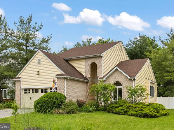 419 Westside Station Dr, Winchester, VA 22601