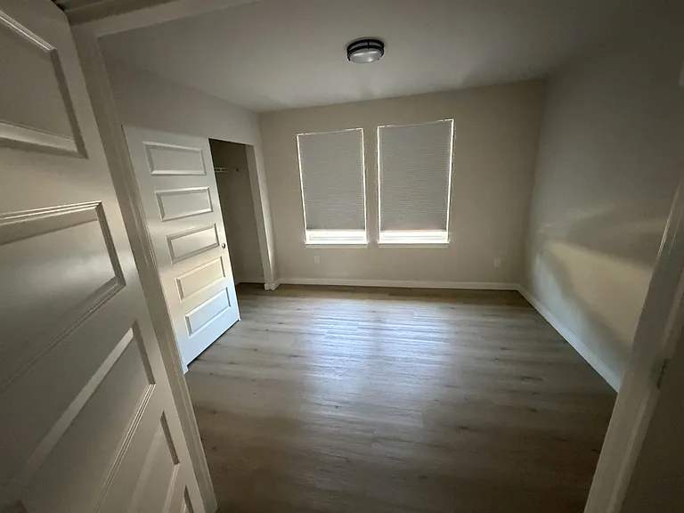 345 Golden Gate Ave — Photo 22