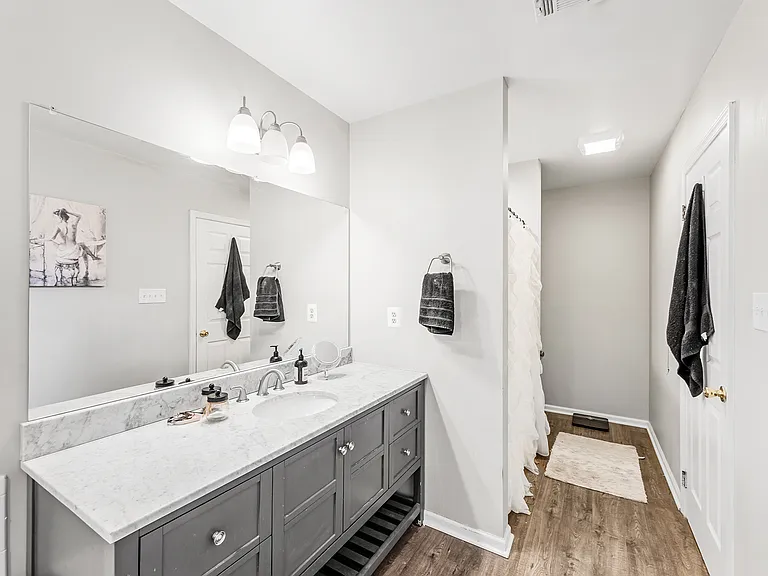 6262 White Cove Dr — Photo 6