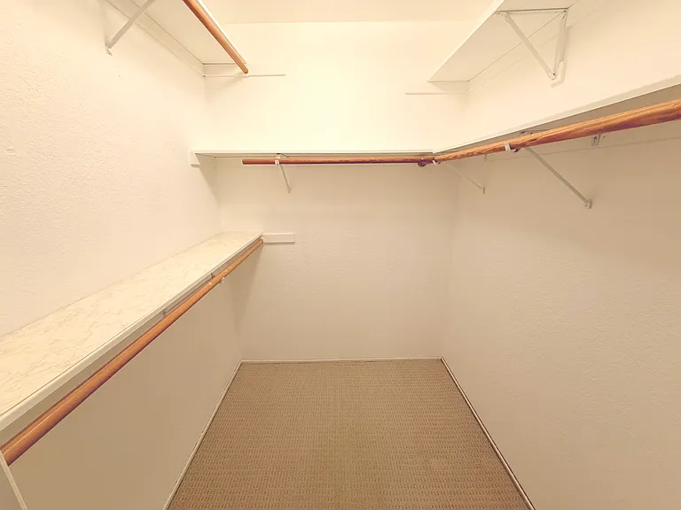255 Charter Oak Cir — Photo 5