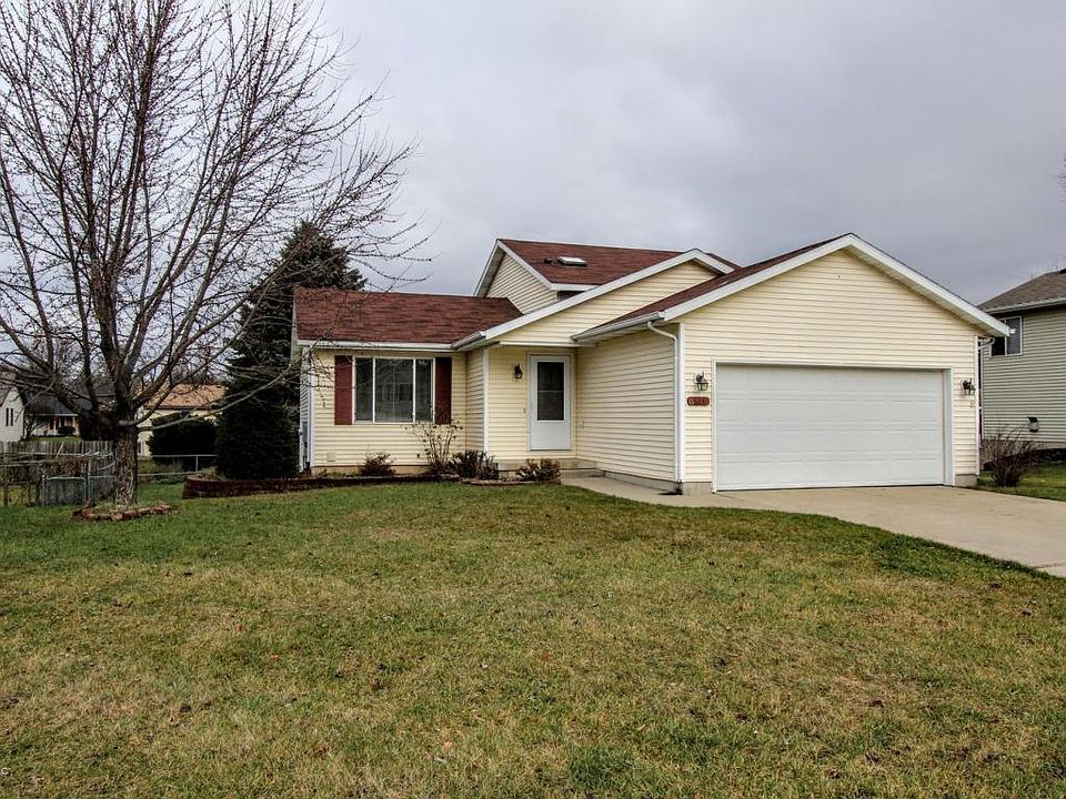 1st image of 511 Sunbrook Dr SE