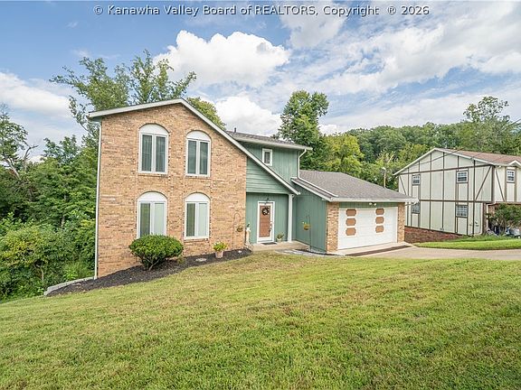 2nd image of 1377 Nottingham Rd