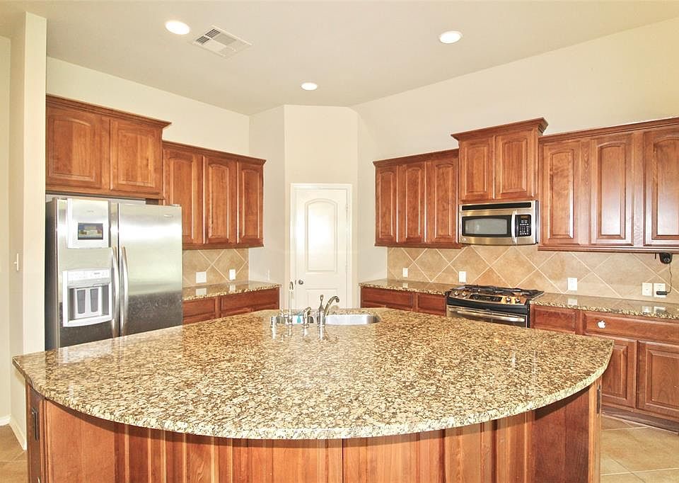 1st image of 10202 Carolyndale Dr