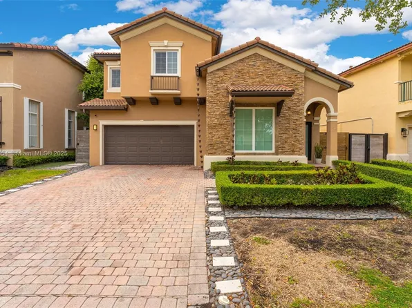 22618 SW 94th Path, Cutler Bay, FL 33190