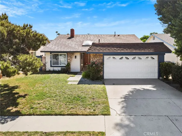 8016 Lubao Ave, Winnetka, CA 91306