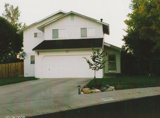 1364 Cardinal Ct, Gardnerville, NV 89460